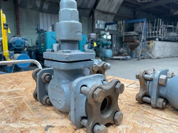2" Vilter #K12124A, Ammonia Seal Capacity Flanged Globe Valve - Image 5