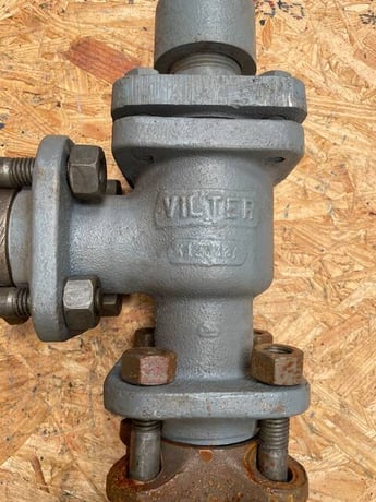 2" Vilter #K12148A, Angle Globe Valve w/Seal Capacity - Image 9