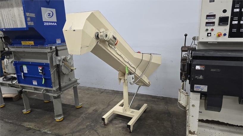 11.5" wide x 6' long, Valois, portable elevator hopper conveyor, .33 HP Siemens AC motor, 460 V. - Image 4