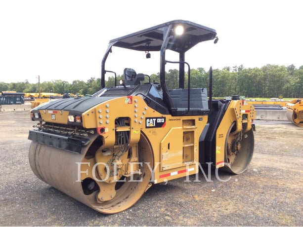 Caterpillar CB13, Twin Drum Roller, 2218 hours, S/N: PWP00219, 2018 - Image 9