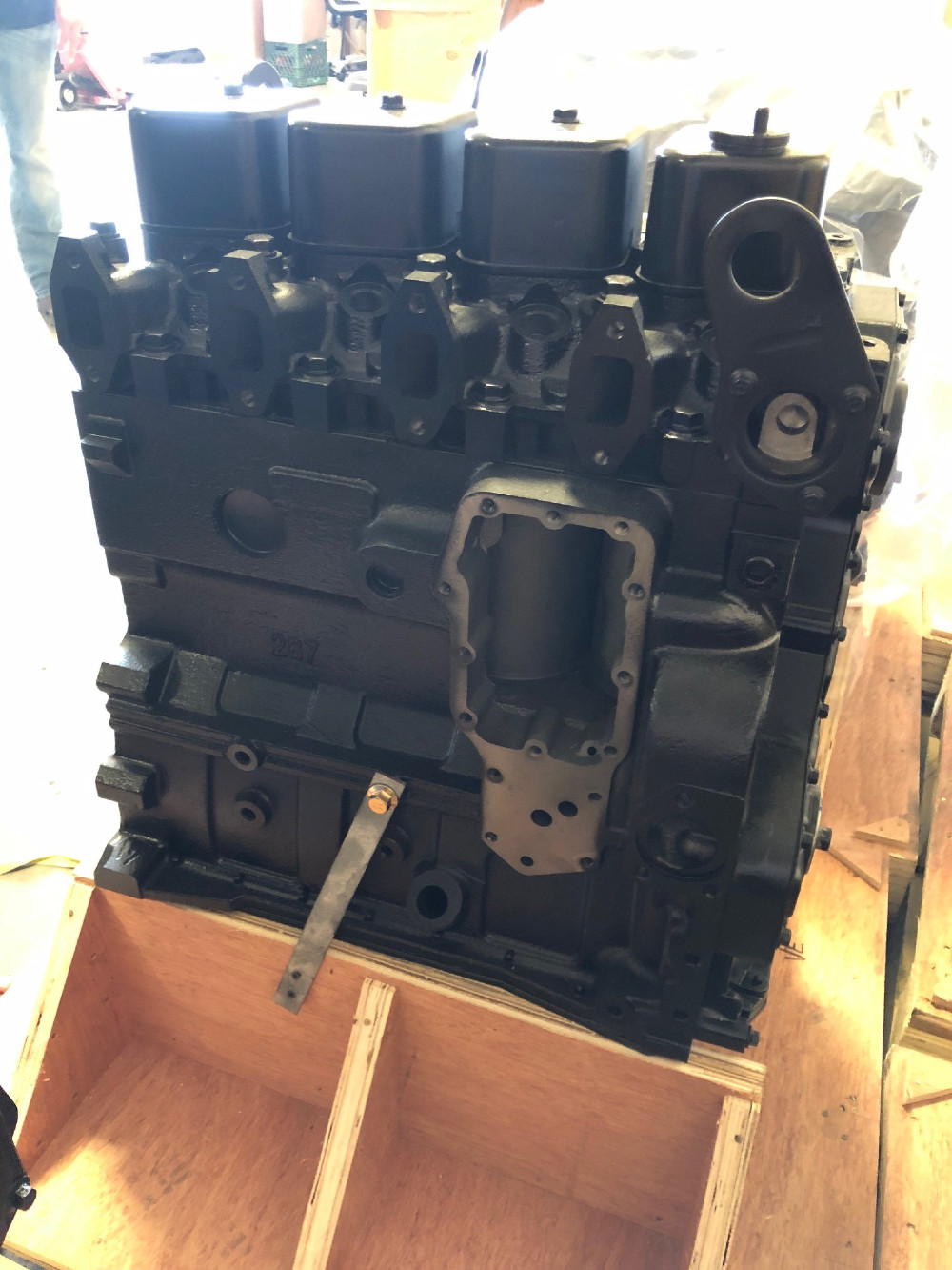 76 HP, 105 HP, 125 HP, 130 HP, 140 HP Cummins #4B, long block engine (VE Rotary Configuration) - Image 2