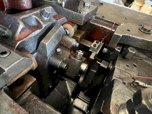.32" x 1-7/32" National #320, high speed roller header, bushing cutoff, 240 PPM - Image 7
