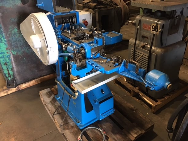 Hilgeland #CHOOOE, single stroke cold header, open cutter, 2 plane straightener, 350 PPM - Image 1