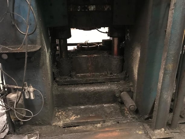 3000 Ton, National Maxi Press, 14" stroke, 39" Shut Height, 50 SPM, 200 HP, 1956 - Image 7