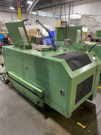 5/32" Asahi Sunac Sunac #AT-450, high speed 2 die 2 blow cold header, bushing cutoff, PKO, 330 PPM, 1993 - Image 4