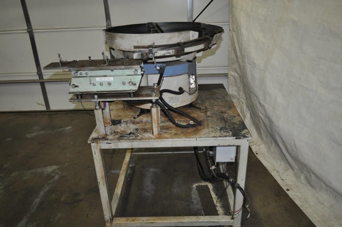 Shinko #LF-30/CIS-N-104, 30" vibratory bowl feeder, 1.5 amp, 220 V. - Image 5