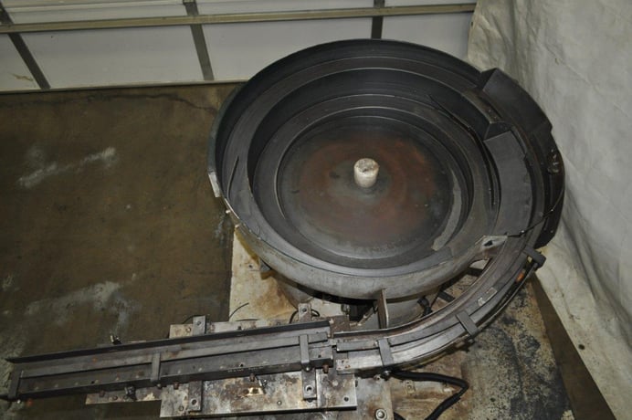 Shinko #LF-30/CIS-N-104, 30" vibratory bowl feeder, 1.5 amp, 220 V. - Image 6