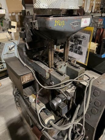 3/16" Shimazu #Super-2F, twin spindle nut tapper, 80-100 PPM, hopper, magnetic chip separator, 1990 - Image 1