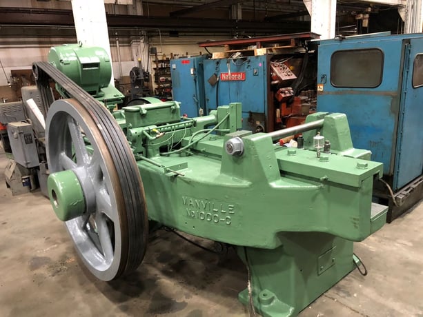 1-1/4" x 20" Johns Manville #1000-C (#70 size), hand feed flat die thread roller, 30 HP, 40 SPM - Image 2