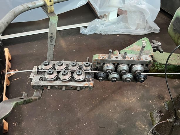Baird #3, 4-slide wire former, 3/16" wire diameter, 1-1/8" flat stock width, 10" feed length, 120 PPM - Image 4