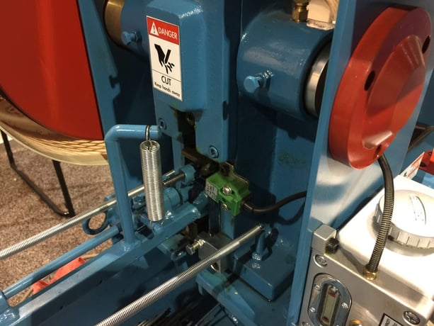 .118" Hariton #WSC-102A, automatic wire straightening & cutoff machine, brand new, 2015 - Image 7