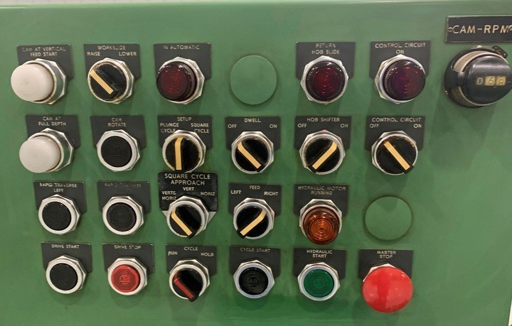 Barber-Colman #16-16, single thread index worm, hob shift, rapid traverse, Dwell, 1979 - Image 2