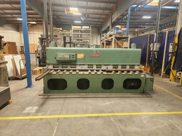 1/4" x 10' Pearson #10'/.25MS, hydraulic power squaring shear, 36" front operated power back gauge, squaring - Image 1