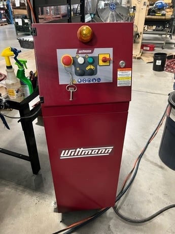 9.4" x 9.8" Wittmann #WCMB-MINOR2-02, low speed screenless granulator, 2 knives, 3 rollers, 2016 - Image 3