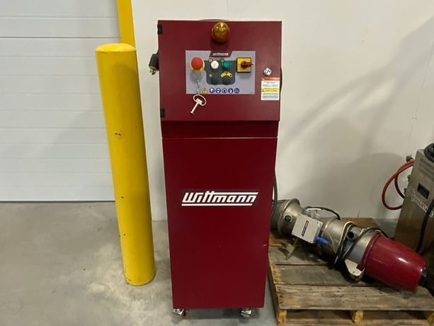 9.4" x 9.8" Wittmann #WCMB-MINOR2-02, low speed screenless granulator, 2 knives, 3 rollers, 2016 - Image 5