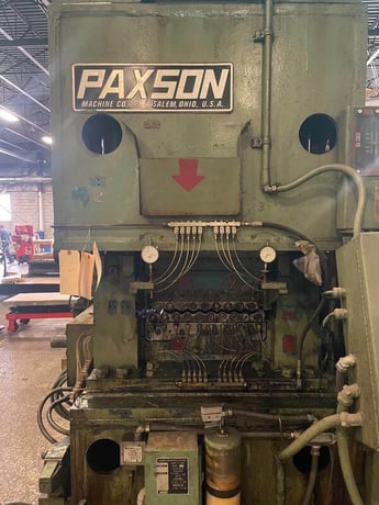 60" Paxson, 6-Hi precision leveler, 19 work rolls, 1.625" work roll diameter, driven entry pinch rolls - Image 2