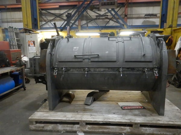 Scott #SPM487SS, 1200 liter Stainless Steel jacketed cooling mixer, 48" dia. x 84" long chamber - Image 4