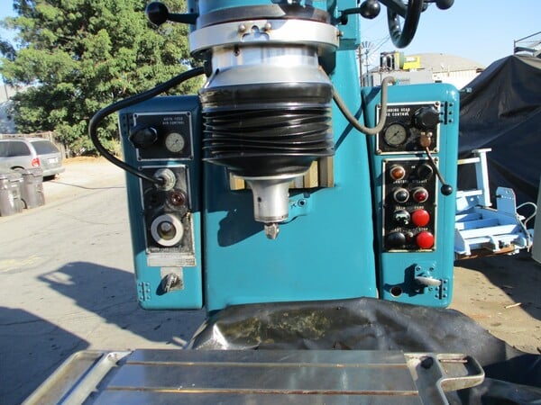 Moore #2, jig grinder, 10" x19"table, 10-1/2"x16-1/2"table movement, 3-5/8" spindle, 0-120 stroke - Image 4