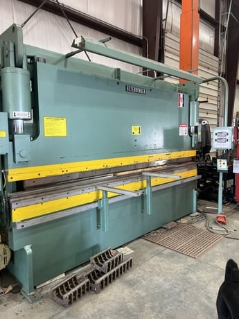 160 Ton, Betenbender #12-160T, hydraulic press brake, 12' overall, Betenbender 2-Axis Control, foot pedal - Image 1