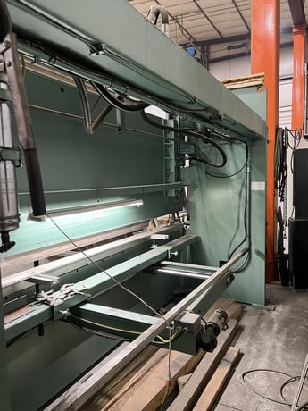 160 Ton, Betenbender #12-160T, hydraulic press brake, 12' overall, Betenbender 2-Axis Control, foot pedal - Image 2