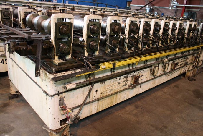 24 Stand, Tishken #24-MW-3, rollformer, 3" spdl diameter, 36" rollspace, equal gearing, automatic lube, 1984 - Image 3