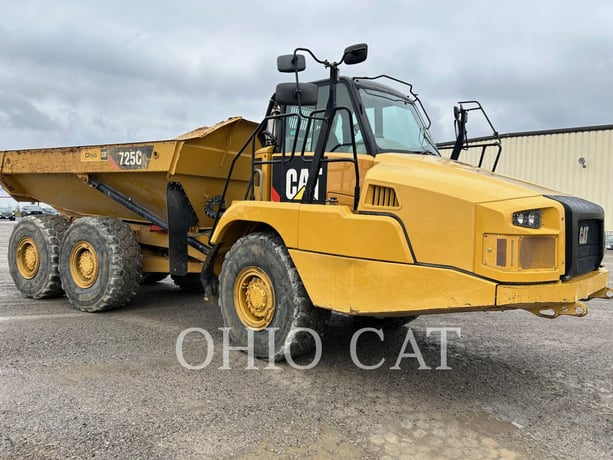 Caterpillar 725C, Articulated Truck, 4631 hours, S/N: CAT0725CE2T300742, 2019 - Image 2
