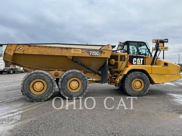 Caterpillar 725C, Articulated Truck, 4631 hours, S/N: CAT0725CE2T300742, 2019 - Image 9