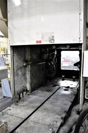 1500 Ton, Aida #PK-1500, knuckle joint press, 9.84" stroke, 44.09" Shut Height, 1.18" adj., 47.24" x 47.24" - Image 5