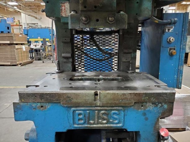 22 Ton, Bliss #C-22, OBI flywheel press, 2" stroke, 10" Shut Height, 2.25" adj., 100-200 SPM, 23.5" x14.5" - Image 4