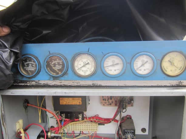 490 cfm, 110 psi, Quincy #QRS6-100-41, Helical Screw Air Compressor, 175 psi tank, 100 HP, 480 V, water cooled - Image 5