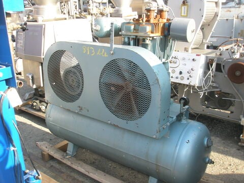 200 psi, Quincy #34032, Reciprocating Type Air Compressor, 650 F, 7 -1/2 HP, 1745 RPM, 230/460 V - Image 1