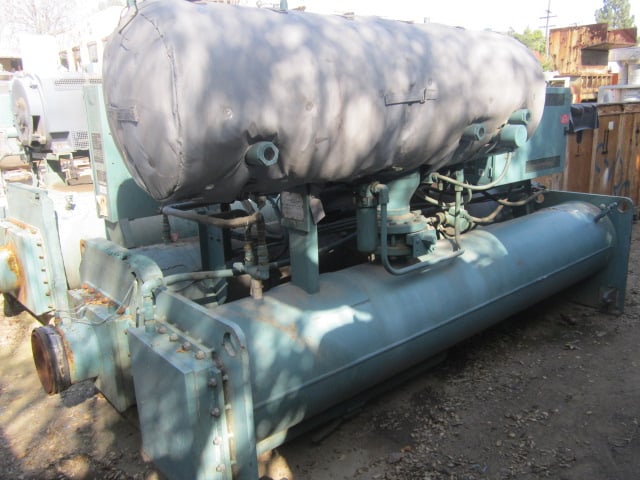 250 Ton, York #YSCACAs2-CJD, Liquid Screw Chiller, R22, 150/300 PSI, 218 HP, 3600 RPM, 460 V. - Image 3