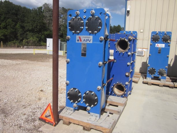 339 sq.ft., APV, SR9-M12, Carbon Steel frame, plates 0.6mm thick plates, paraflow type, 2008 - Image 1