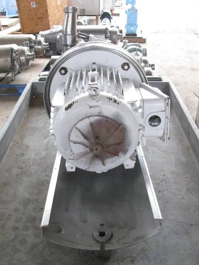 240 GPM, APV #Puma-III, sanitary centrifugal pump, 2-3 size, 100 psi, 5 HP, 3500 RPM - Image 8