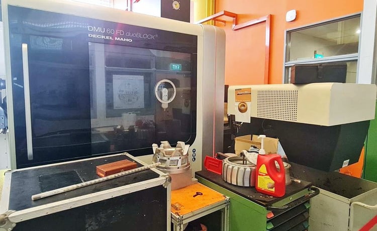 DMG, Mori Deckel Maho #DMU-60FD-duoBlock, CNC vertical machining center, 2010 - Image 2