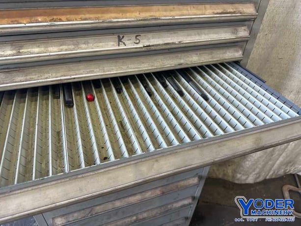 13 Drawer Vidmar cabinet with tooling, #77057 - Image 3