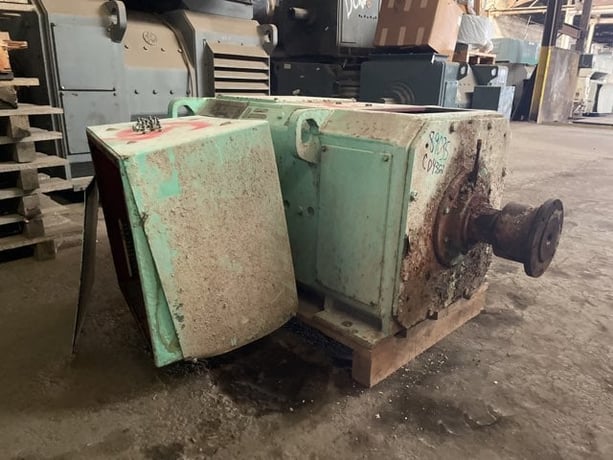 125 HP 400 RPM General Electric, Frame 4352, DPFVBB, 500 VA, 300/150 VF - Image 1