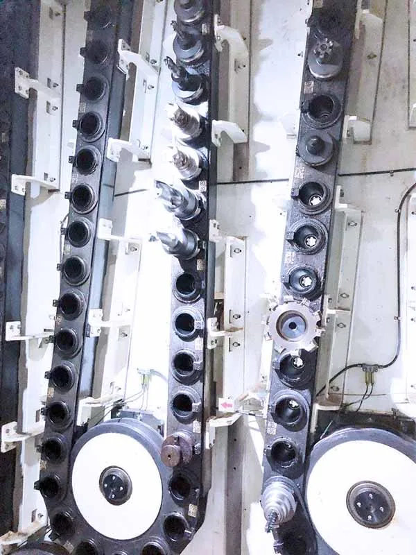 Kitamura #MyCenter-HX1000i, horizontal machining center, 150 automatic tool changer, 80.3" X, 51.9" Y, 53.9" - Image 9