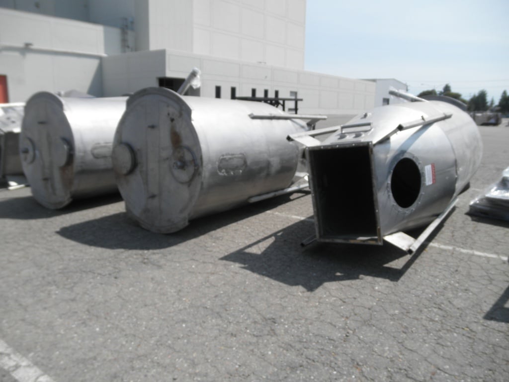 175 cu.ft., Bin w/dual Auger Live Bin Bottom, Stainless Steel, 60" diameter x 80" straight side bin, 48" - Image 2