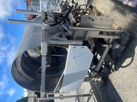 Nothum #FD-40, Stainless Steel Barrel Breader, 45" diameter x 48" L rotating chamber, (2) 25" L top & 50" L - Image 3