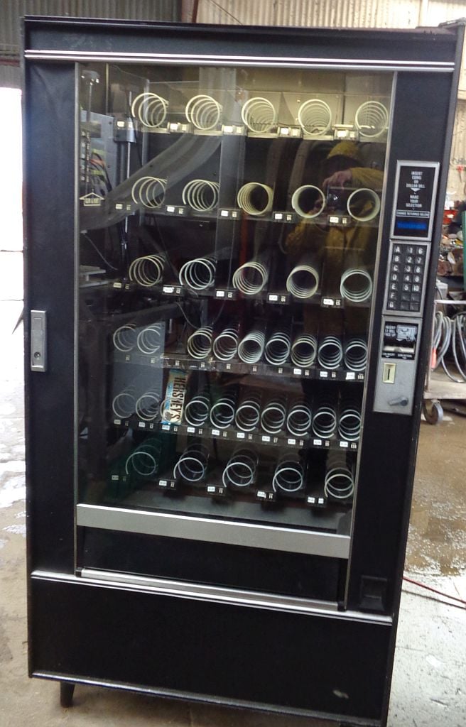 Snack Vending Machine, 6 Product Shelves & Trays, 5-45 Product selections, $0.05-$99.99 pricing - Image 1