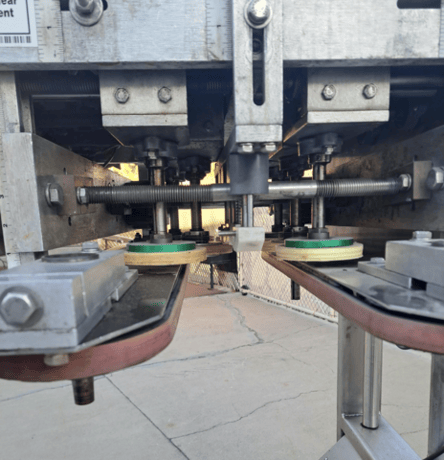 ELF #ACT600R, Inline Capper/Torquer Machine, 6-Spindle, adjustable gripper belts, 25-110 mm Caps - Image 5