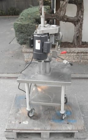 Dillin, Manually Operated Steam Capper, 115/230 V - Image 1