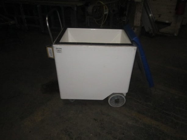 H & R Industries, Insulated Cart, 26" L x 18" width x 23" deep, on wheels - Image 5