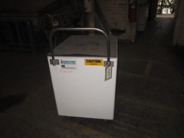 H & R Industries, Insulated Cart, 26" L x 18" width x 23" deep, on wheels - Image 6