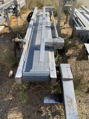 12" wide x 6.6' long, Stainless Steel Belt Conveyor, Stainless Steel frame & plastic belt, 12" width x 22" L - Image 2