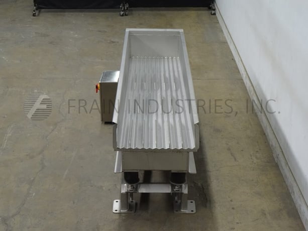 24" wide x 9.4' long, Smalley #Emc2+, Stainless Steel trough style vibratory feed conveyor with 12 lanes & 2 - Image 4