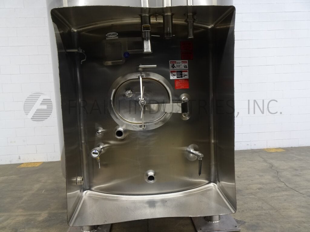 3500 gallon Walker, 304 Stainless Steel jacketed process tank, 82" dia. x 162" straight wall, 100 psi - Image 3