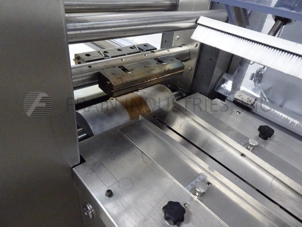 Bosch #201, 2-up, horizontal, continuous motion flow wrapper, 50-250 packages per minute, mounted on height - Image 2