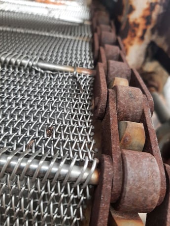 Cooler, ambient air cooled, 26" x 4" opening clearance, 28" width x 14' L wire mesh conveyor, 3/4 HP, 1140 - Image 9
